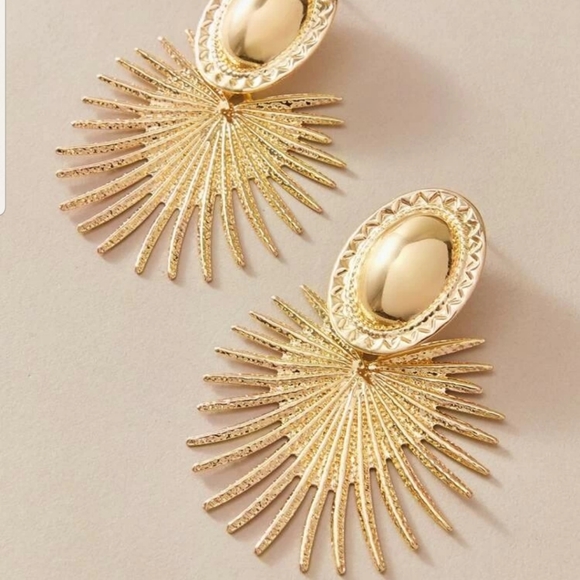 *Cami* Large Ornate Gold Earrings - Picture 4 of 5